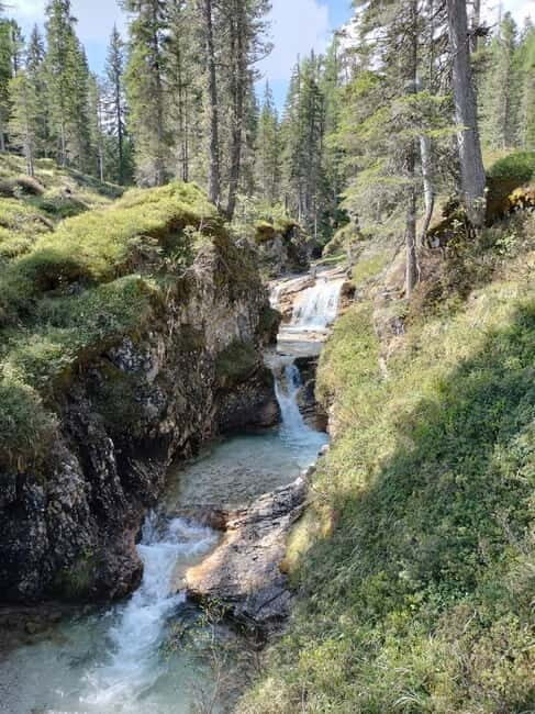 Trekking in the Gores de Federa - Trekking in the Gores de Federa: An Authentic Mountain Adventure in the Dolomites