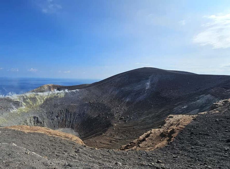 Trekking to discover the Great Crater of Vulcan - The Itinerary: From Start to Finish