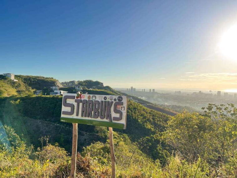 trekking-to-see-the-beautiful-view-of-cebu-city