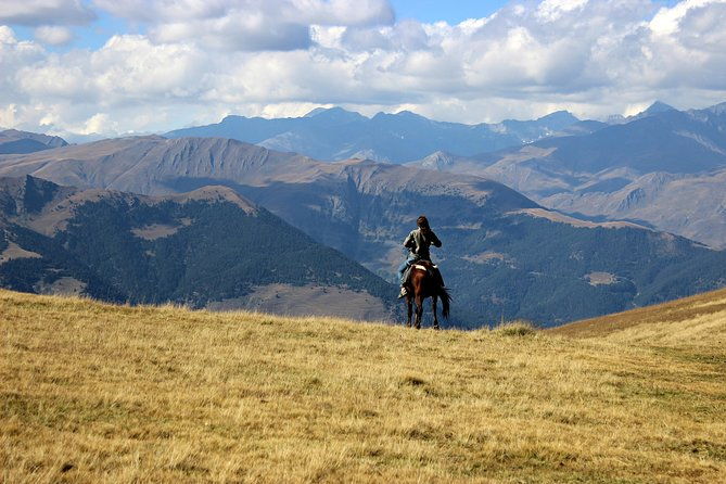 trekking-tour-from-tusheti-to-khevsureti-via-atsunta-pass