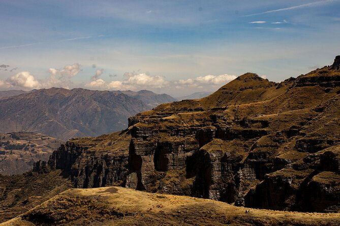 trekking-tour-in-waqrapukara-for-1-day