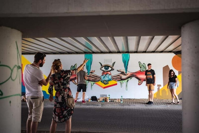 Trenín: Walking Street Art Tour - Exploring the Trenín Street Art Scene
