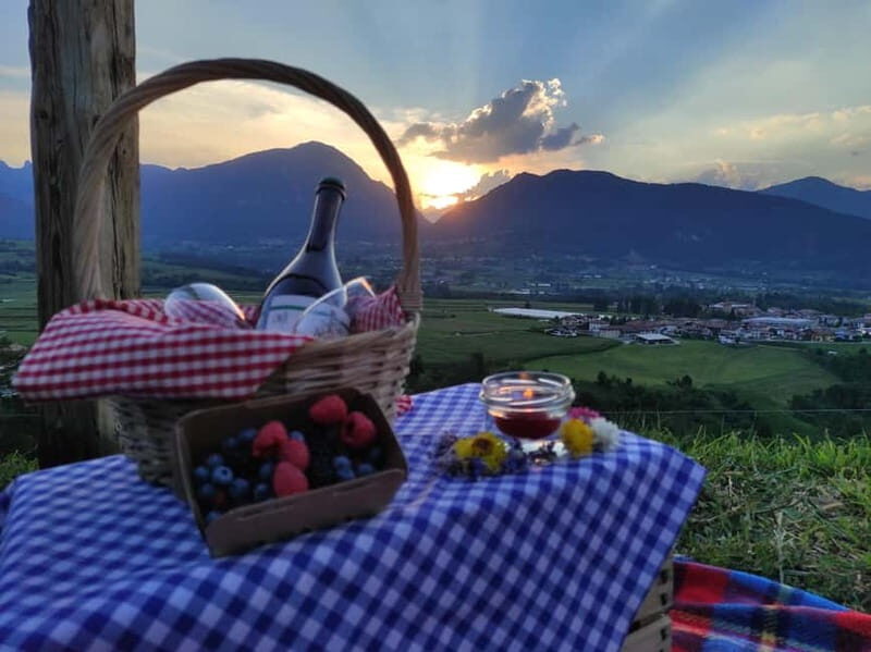 Trentino Agriconda: Magical Picnic at Sunset basket in Comano - Key Points  