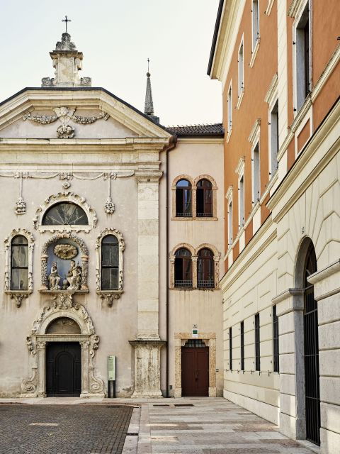 trentoguided-walking-tour-of-the-historic-centre-with-guide