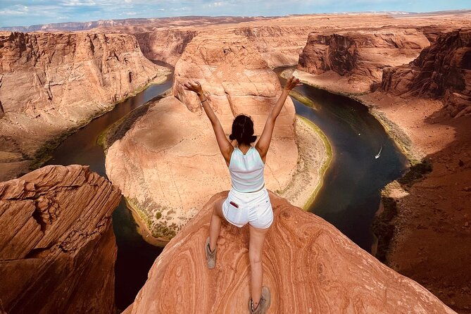 trifecta-of-upper-lower-antelope-canyon-with-horseshoe-bend-2