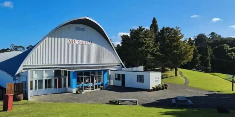 TrioDEAL MilkyWay GLOWWORM Cave, Kiwi Bird & Whangarei Falls - Exploring Northland: A Full-Day Adventure