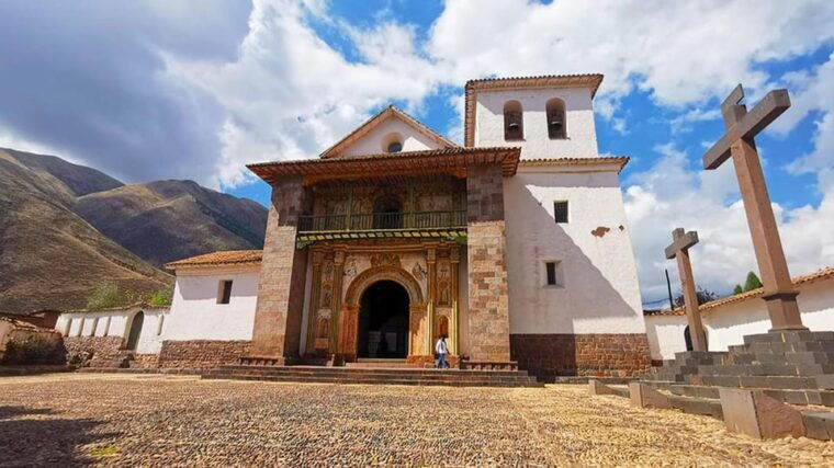 trip-from-puno-to-cusco-with-the-route-of-the-sun