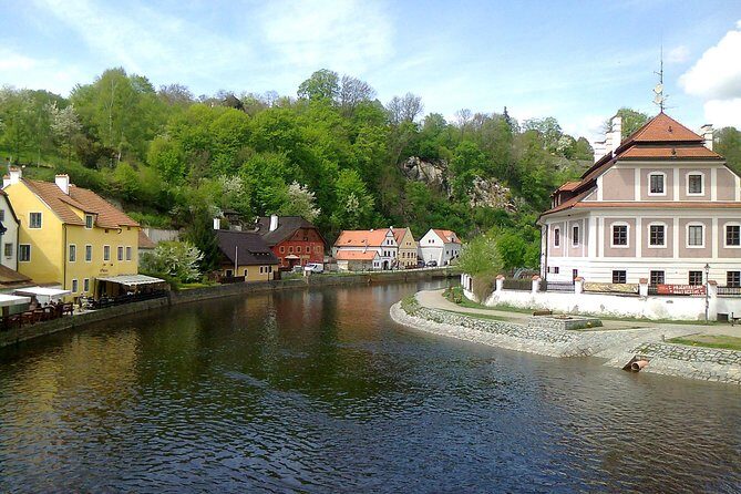 Trip to Cesky Krumlov from Prague - Who Should Consider This Tour?