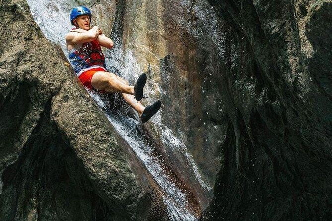 triple-adventure-zipline-waterfalls-buggy