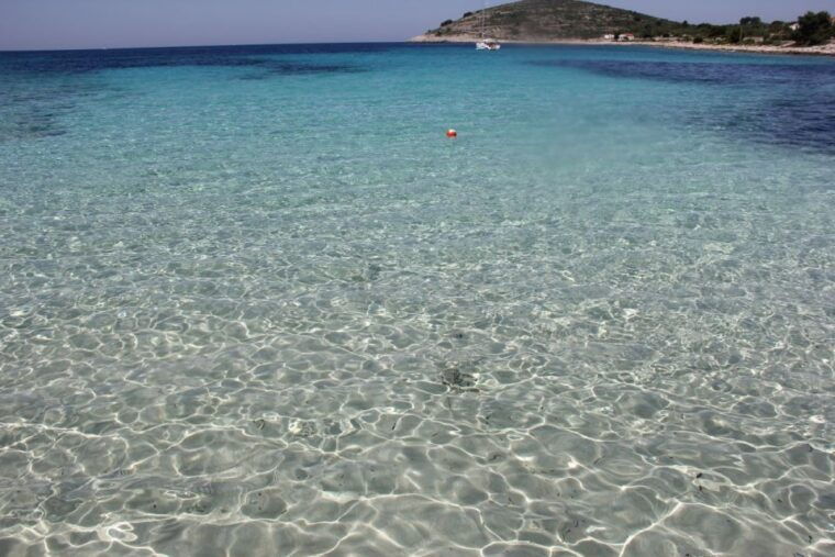 trogir-and-split-private-blue-lagoon-solta-3-islands-tour