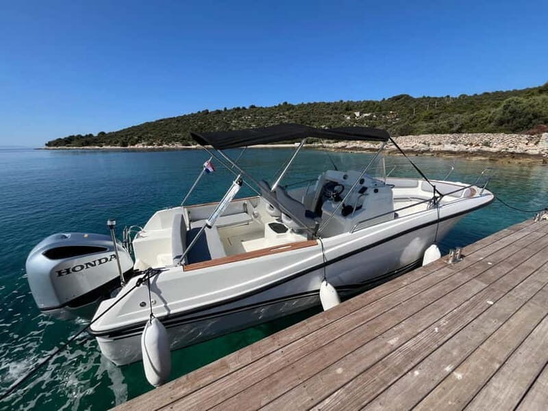 Trogir: Blue Lagoon and 3 Islands Speedboat Tour - Key Points