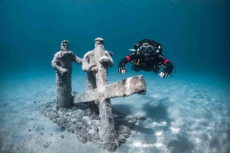 Trogir & Blue Lagoon Tour + Underwater Museum & Jet Scooter - FAQs