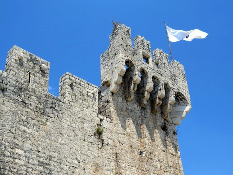 trogir-old-town-walking-tour-2