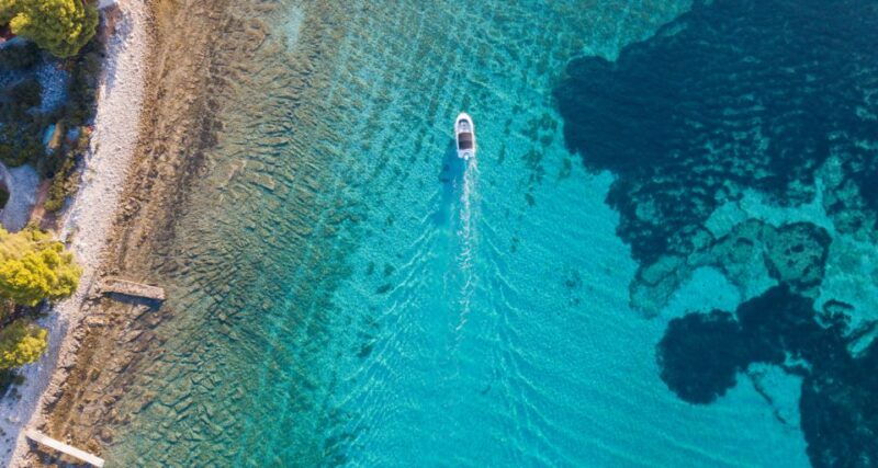 trogir-white-lagoon-maslinica-blue-lagoon-speedboat-tour