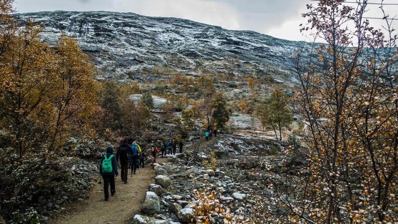 trolltunga-autumn-hike-go-viking