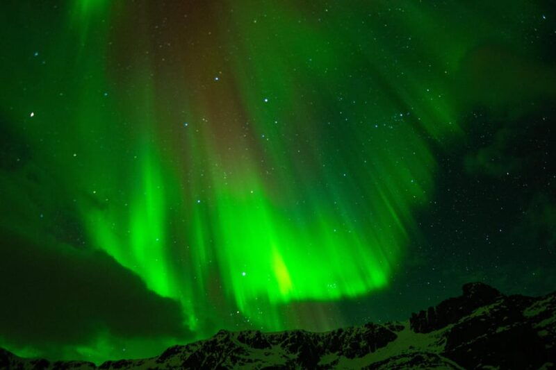 tromso-adventurous-northern-lights-small-group