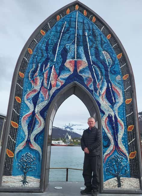 Tromsø: Arctic Cathedral and City Walking Tour - Exploring Tromsø: A Closer Look at the Tour