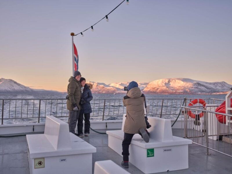 tromso-arctic-fjord-cruise-in-polar-landscapes