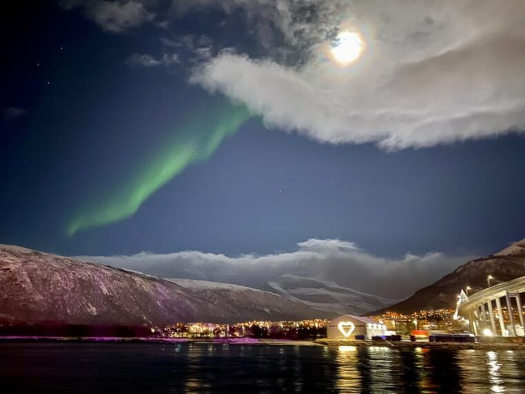tromso-arctic-light-dinner-cruise-with-fish-soup