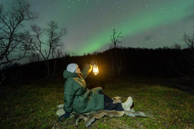 tromso-aurora-borealis-campfire-hot-meal-arctic-tour