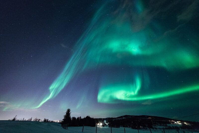 tromso-aurora-borealis-tour-with-minibus-and-local-guide