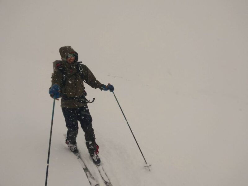 tromso-beginner-friendly-nordic-wilderness-skiing-tour