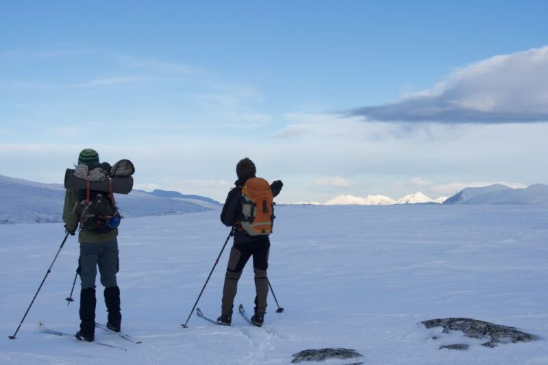 tromso-beginner-friendly-nordic-wilderness-skiing-tour