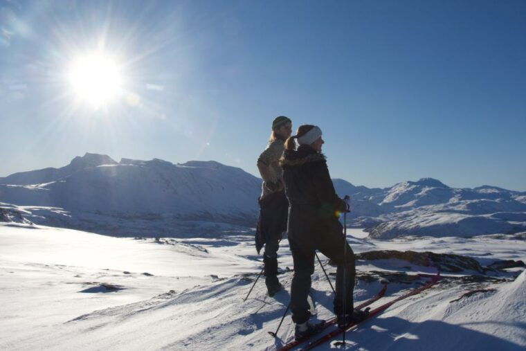 tromso-beginner-friendly-nordic-wilderness-skiing-tour