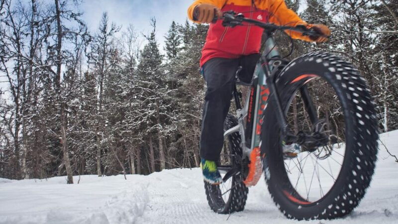 tromso-electric-fatbike-trip-on-winter-paths