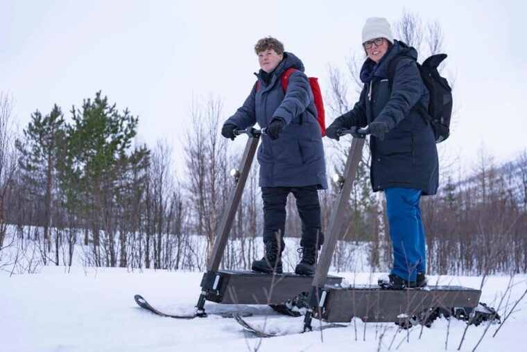 tromso-electric-snow-scooter-adventure-campfire-and-guide