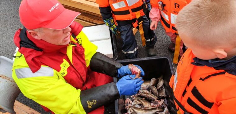 tromso-fjord-fishing-cruise