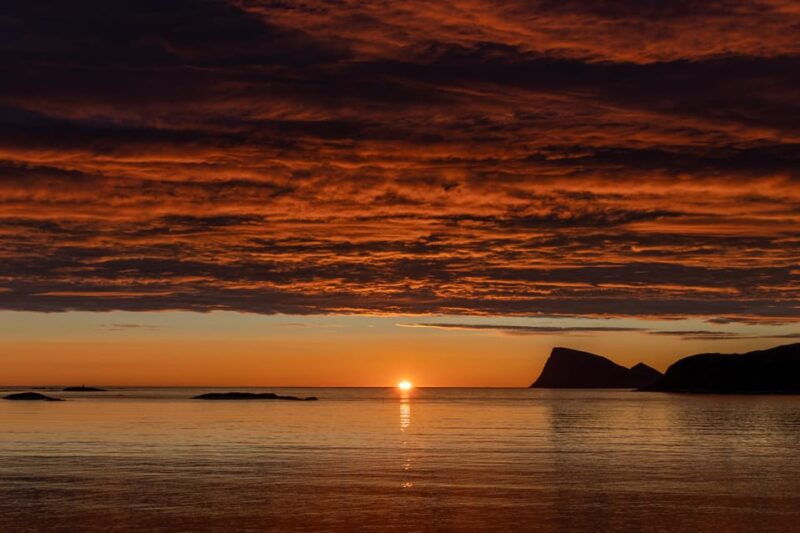 tromso-fjords-and-sommaroy-islands-tour-with-salmon-picnic