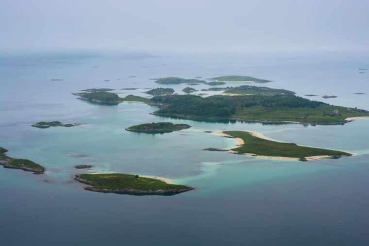 tromso-fjords-and-sommaroy-islands-tour-with-salmon-picnic