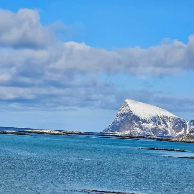 Tromsø: Kvaløya and Sommarøy Guided Tour with Lunch - The Surreal Beauty of Sommarøy