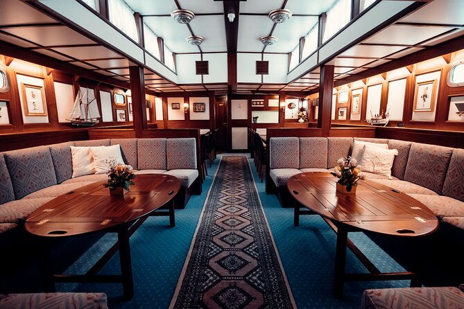 tromso-luxury-sailing-yacht-polar-fjord-cruise-with-lunch