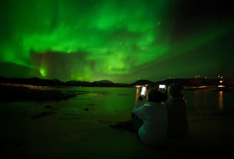 Tromsø: Night and Northern Lights Photography with a specialized Spanish photographer - Key Points
