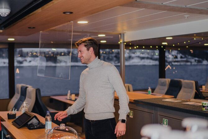 tromso-northern-lights-and-wilderness-evening-catamaran-cruise