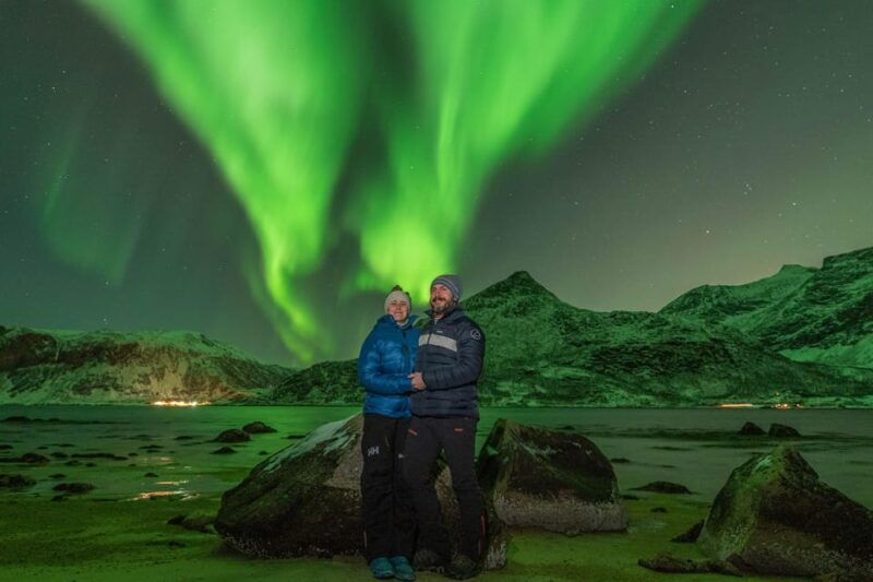 tromso-northern-lights-chase-by-a-comfortable-bus