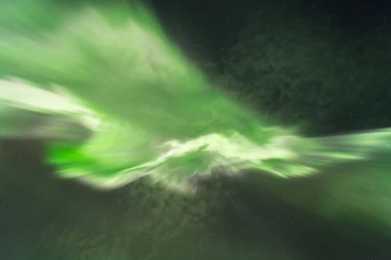 Tromsø: Northern Lights Hunt with Professional Photographer in Spanish - Who Should Book This Tour