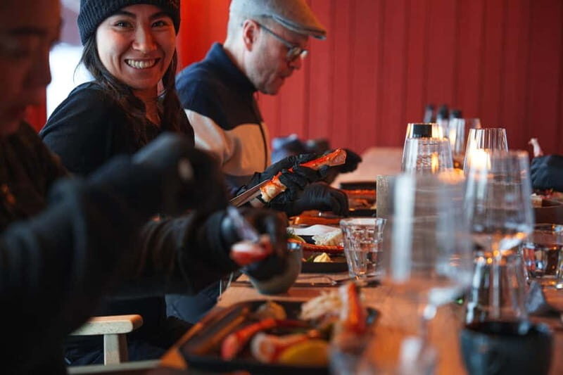 Tromsø: Northern Lights Live King Crab Dinner by the Sea - Practical Details