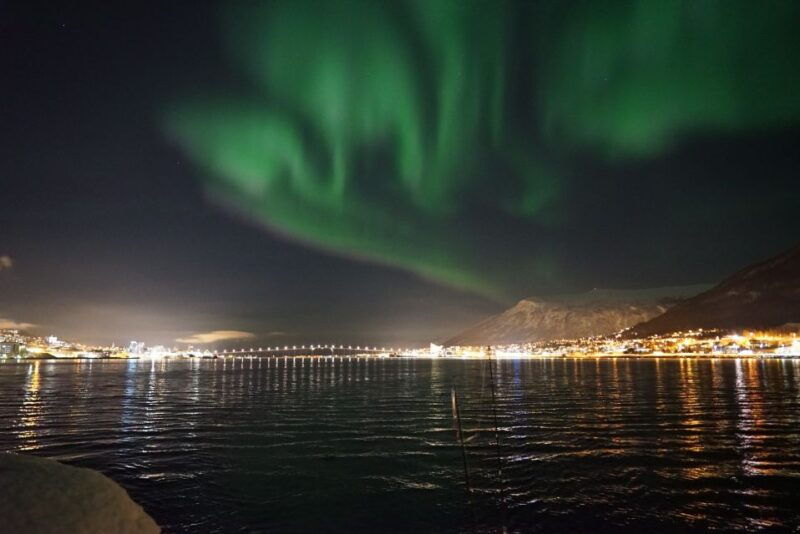 tromso-northern-lights-luxury-catamaran-cruise