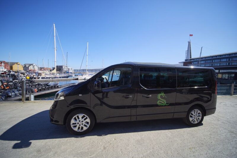 tromso-private-6-hour-aurora-chase-by-minivan