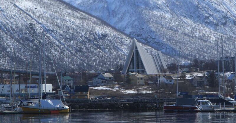 tromso-private-city-walk-culture-experience