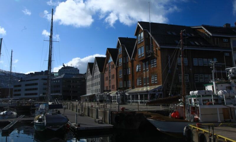 tromso-private-city-walk-culture-experience