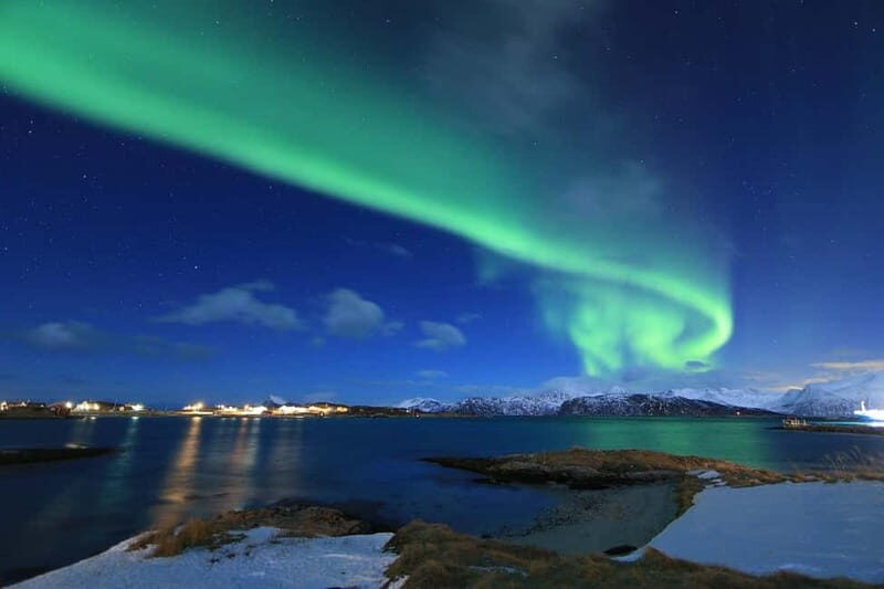 Tromsø: Private Northern Lights Chase with a Local Guide - Transport, Timing, and Group Size