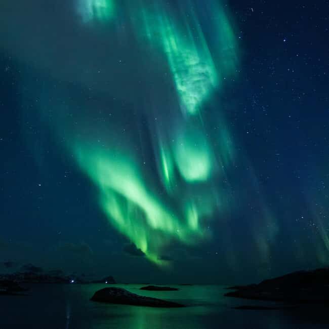 Tromsø: Private Northern Lights Minibus Tour with Photos - Who Should Consider This Tour?