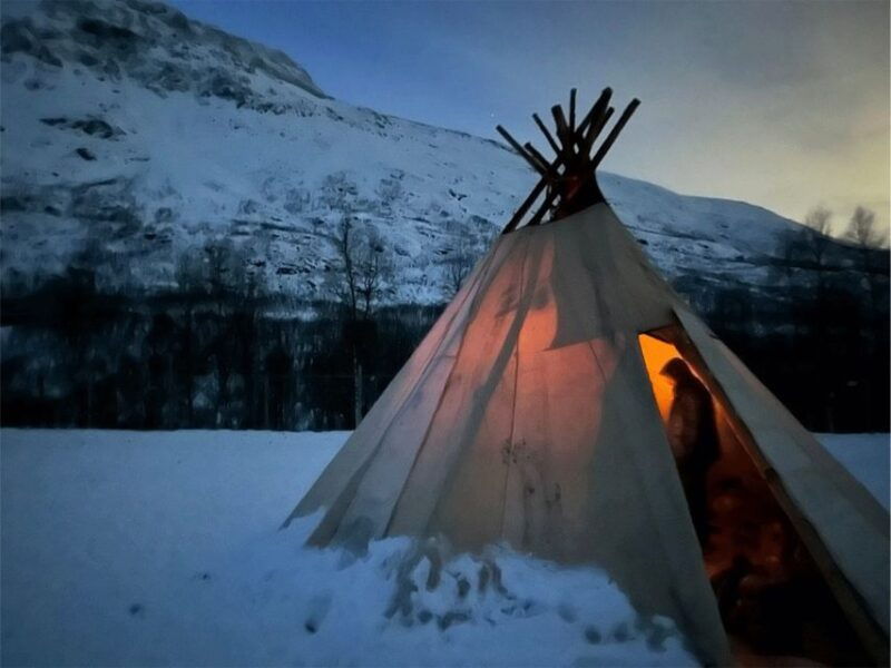 tromso-reindeer-experience-at-a-sami-camp