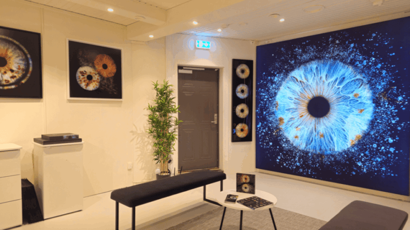 tromso-reveal-your-eye-experience-at-the-iris-galerie