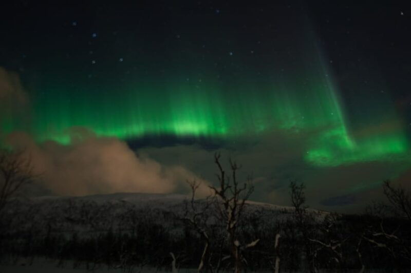 tromso-small-group-adventurous-northern-lights-hunt