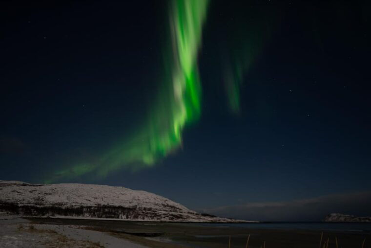 tromso-small-group-adventurous-northern-lights-hunt